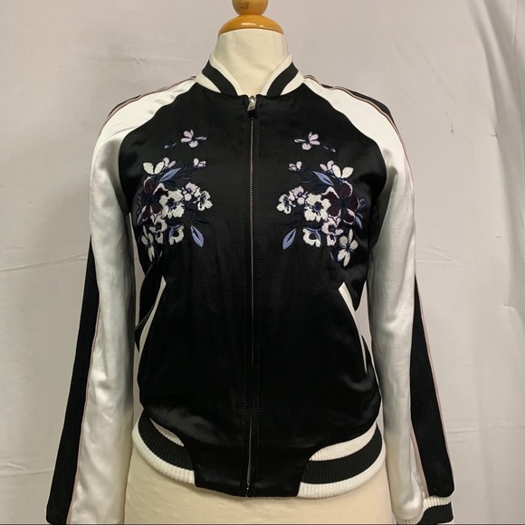 Aritzia Talula Embroidered Jacket - Picture 4 of 16